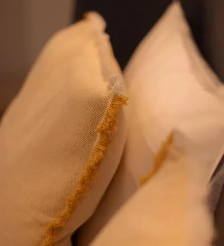 Nr 3 - J26 Luxury Apartment, Jauniela 26 Old - Great View & Location - 2 Bedrooms - 80 M2 * Riga