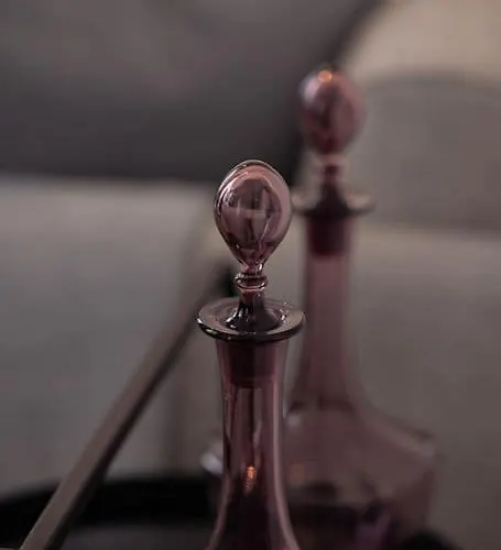 Nr 3 - J26 Luxury Apartment, Jauniela 26 Old - Great View & Location - 2 Bedrooms - 80 M2 Riga