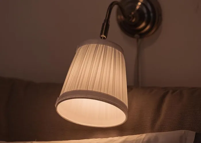 Nr 3 - J26 Luxury Apartment, Jauniela 26 Old - Great View & Location - 2 Bedrooms - 80 M2 Riga