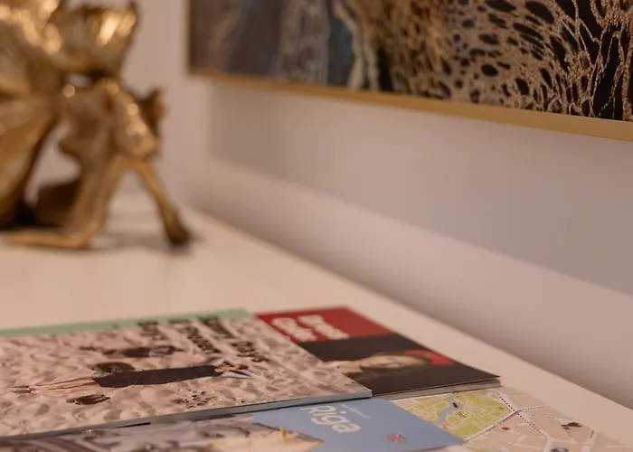 Nr 3 - J26 Luxury Apartment, Jauniela 26 Old - Great View & Location - 2 Bedrooms - 80 M2 Apartment