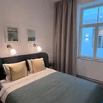 Nr 3 - J26 Luxury Apartment, Jauniela 26 Old - Great View & Location - 2 Bedrooms - 80 M2 리가