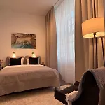 Апартаменты Nr 3 - J26 Luxury Apartment, Jauniela 26 Old - Great View & Location - 2 Bedrooms - 80 M2