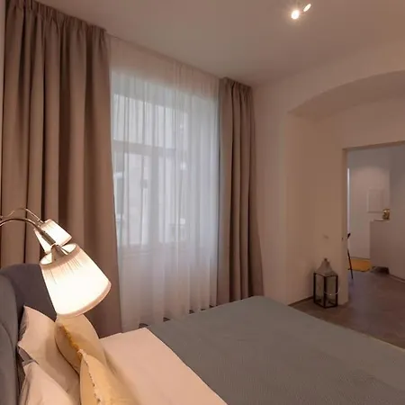 Apartment Old Great Location & View - Luxury 2bdr 80m2 Riga