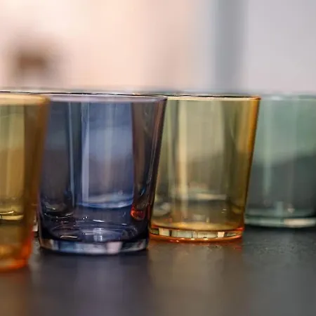 Nr 3 - J26 Luxury Apartment, Jauniela 26 Old - Great View & Location - 2 Bedrooms - 80 M2 아파트 리가