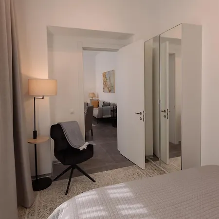 Nr 3 - J26 Luxury Apartment, Jauniela 26 Old - Great View & Location - 2 Bedrooms - 80 M2 Appartement *