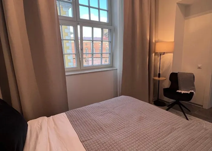 Nr 3 - J26 Luxury Apartment, Jauniela 26 Old - Great View & Location - 2 Bedrooms - 80 M2 *