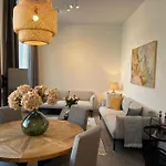 Nr 3 - J26 Luxury Apartment, Jauniela 26 Old - Great View & Location - 2 Bedrooms - 80 M2 Riga