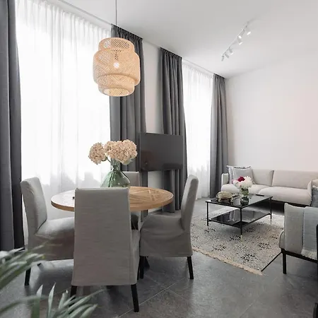 Apartmán Nr 3 - J26 Luxury Apartment, Jauniela 26 Old - Great View & Location - 2 Bedrooms - 80 M2